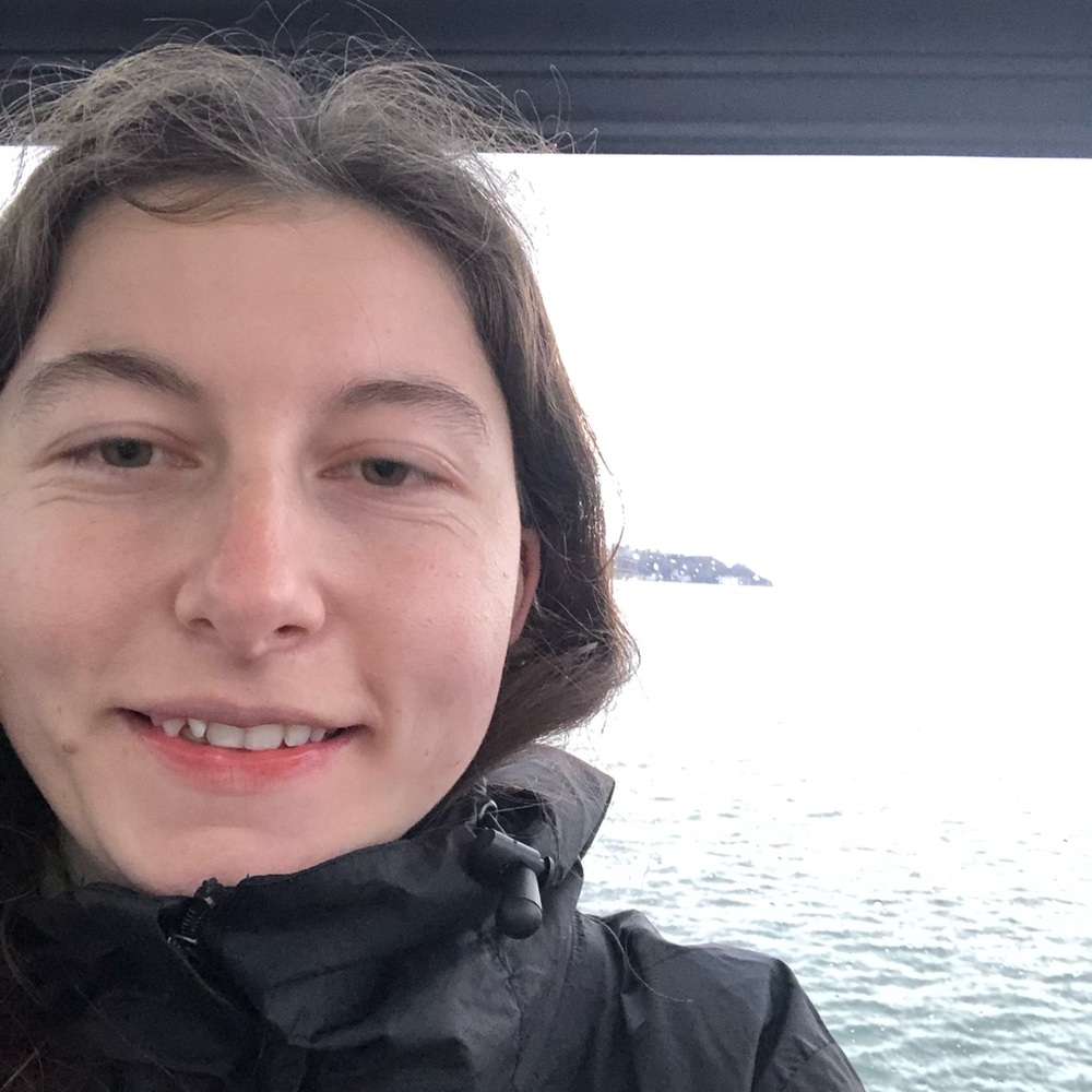 Meet your Posher, Maddie